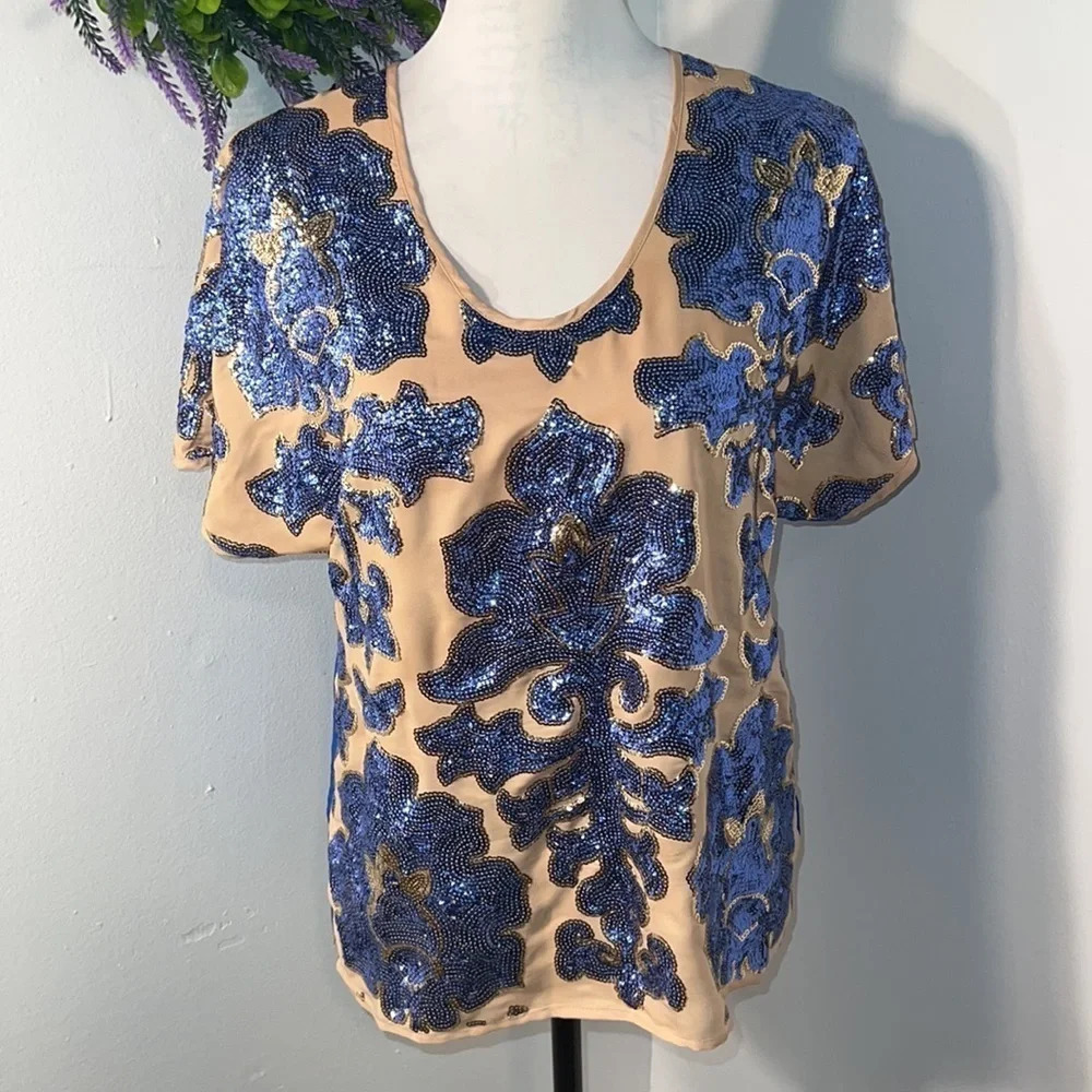 Tracy Reese, Neiman Marcus, S, Royal blue sequence flowers on a tan background.